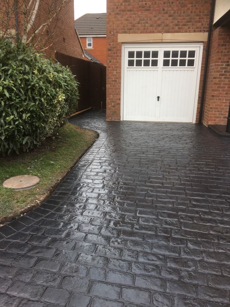 Cobblestone driveway..