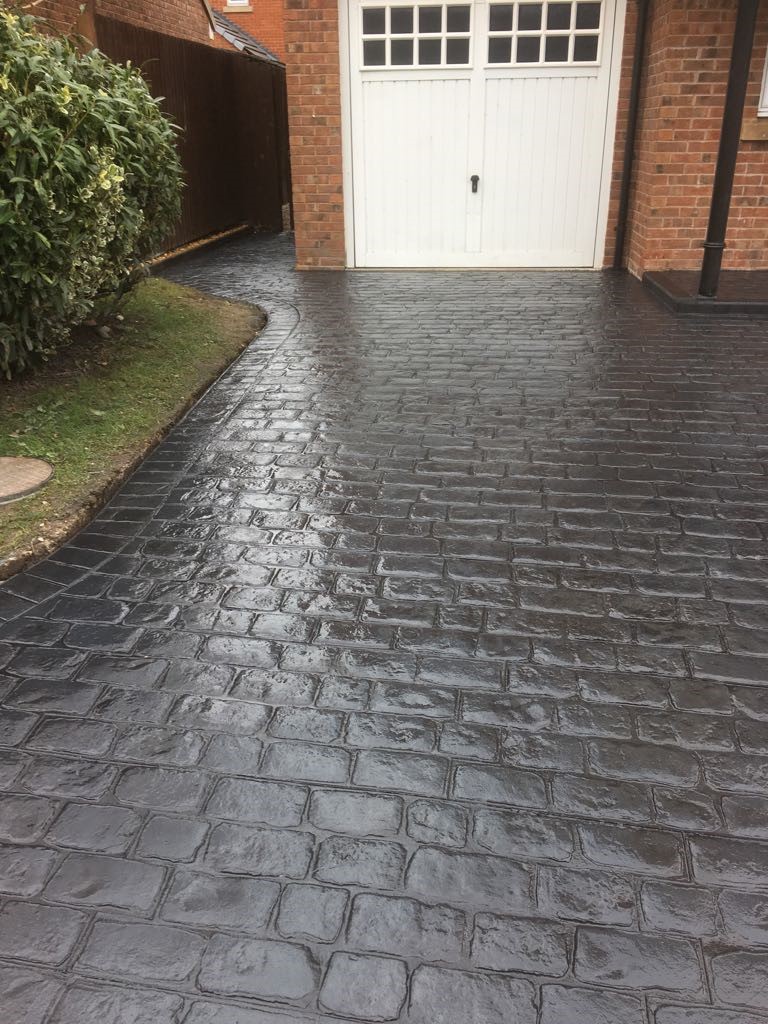 Cobblestone driveway-
